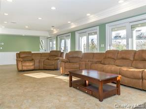 510 Shore Drive, Oakdale, NY 11769