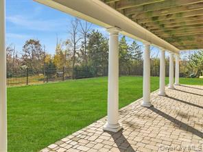 510 Shore Drive, Oakdale, NY 11769