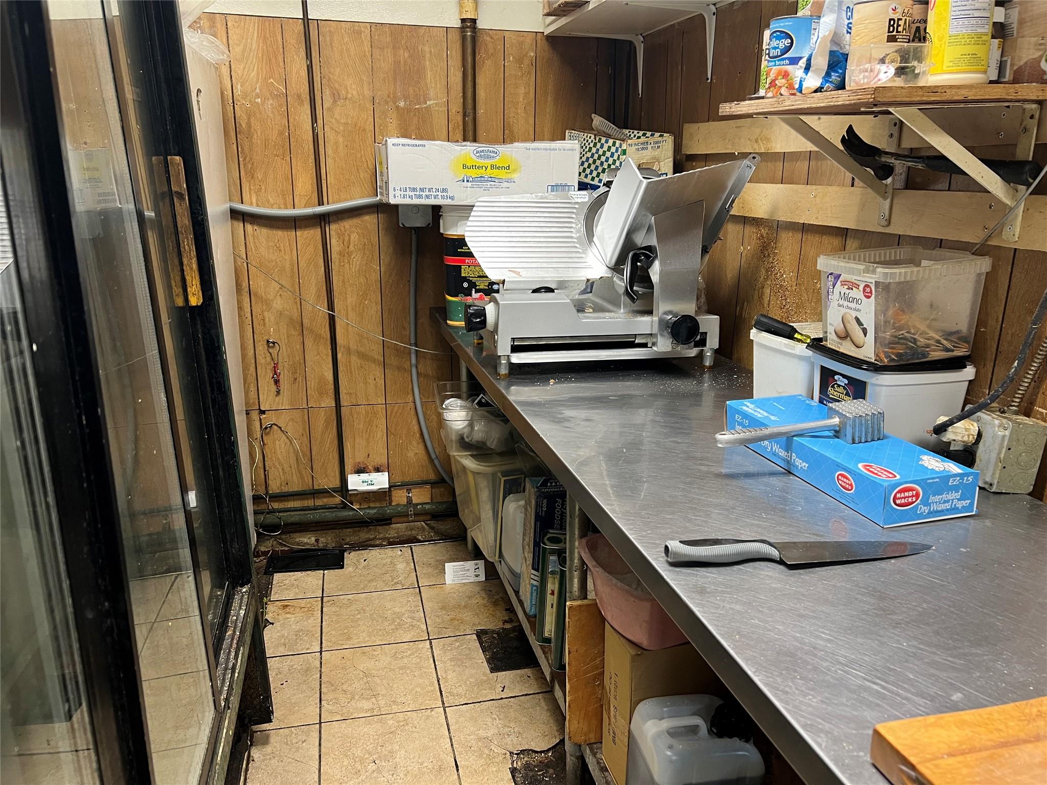 58 Forest Avenue, Glen Cove, NY 11542