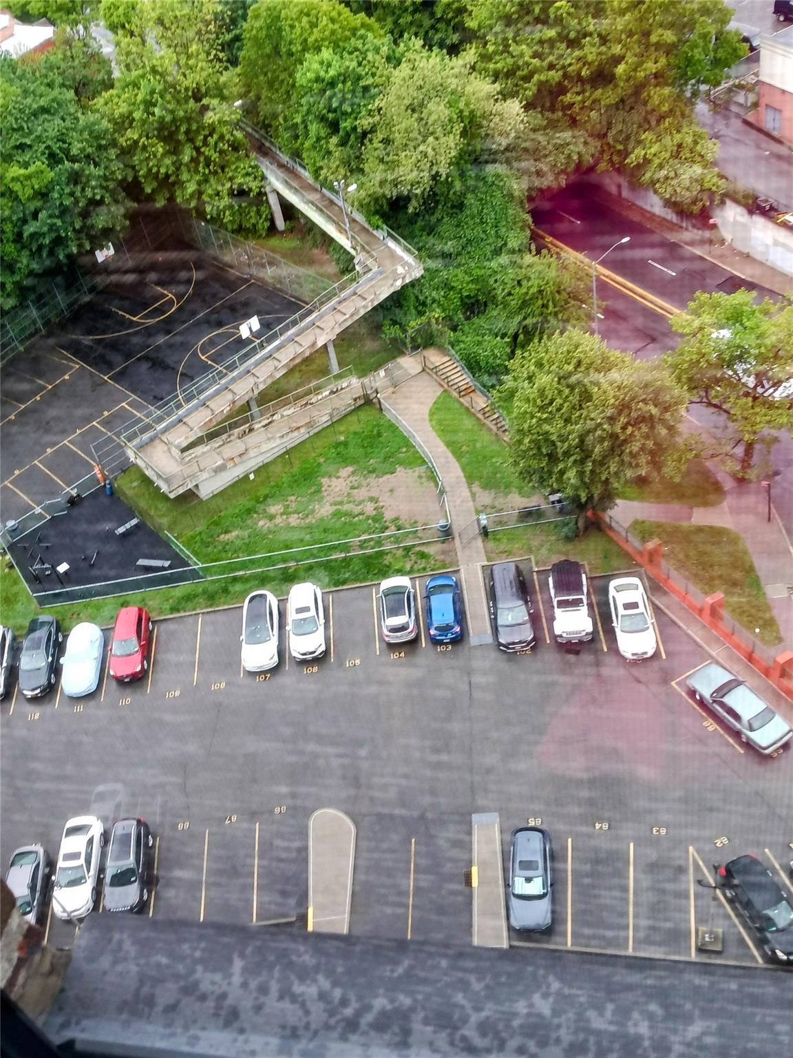 90-50 Union Turnpike # 17K, Glendale, NY 11385