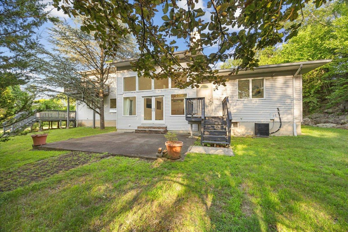 587 Route 306, Suffern, NY 10901