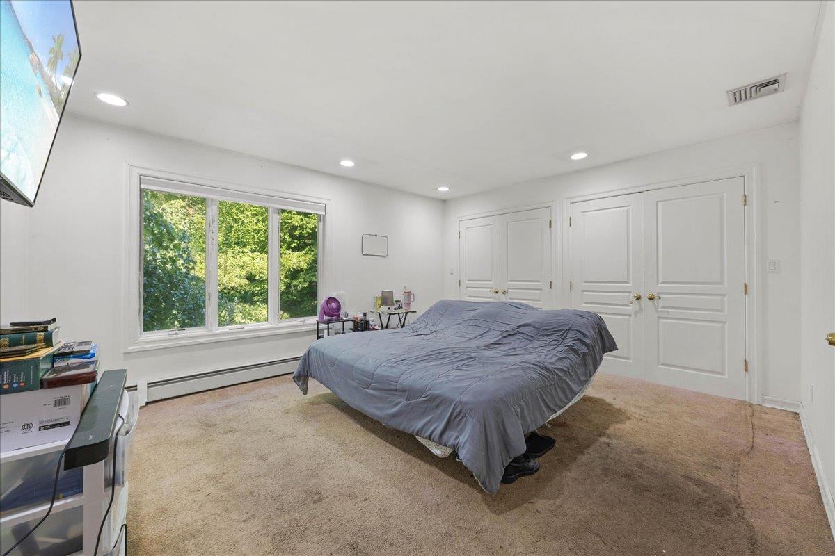 587 Route 306, Suffern, NY 10901