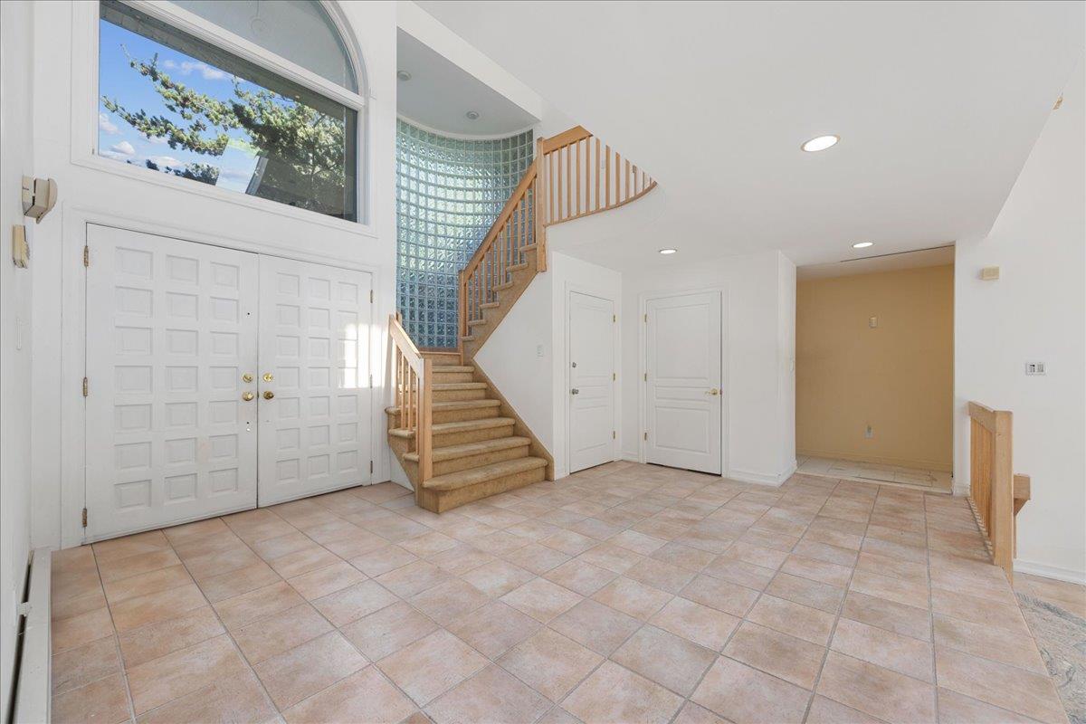 587 Route 306, Suffern, NY 10901