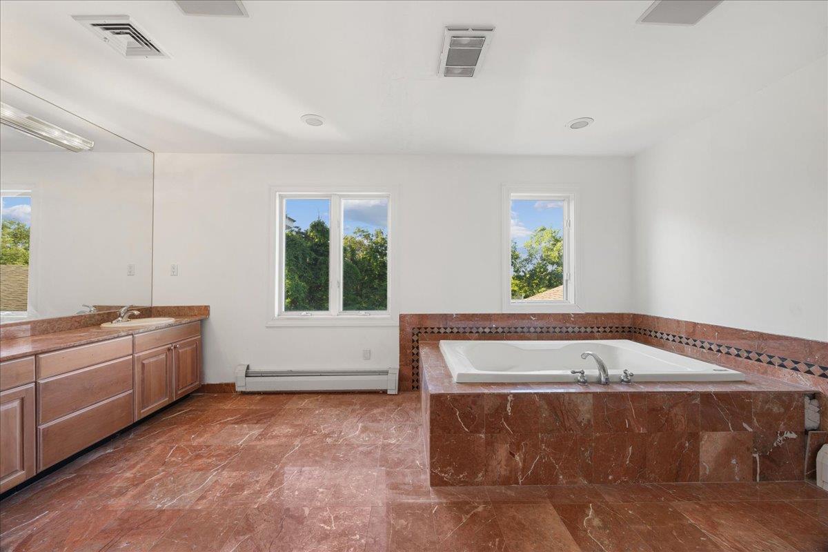 587 Route 306, Suffern, NY 10901