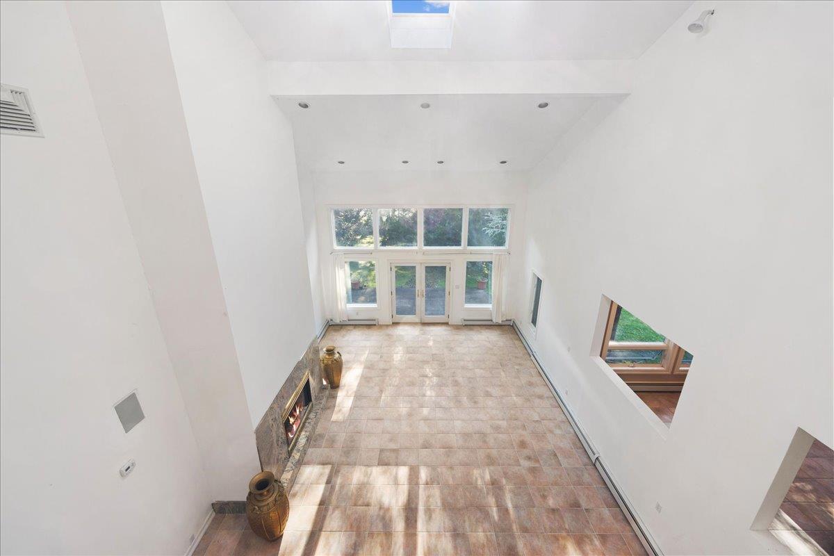 587 Route 306, Suffern, NY 10901