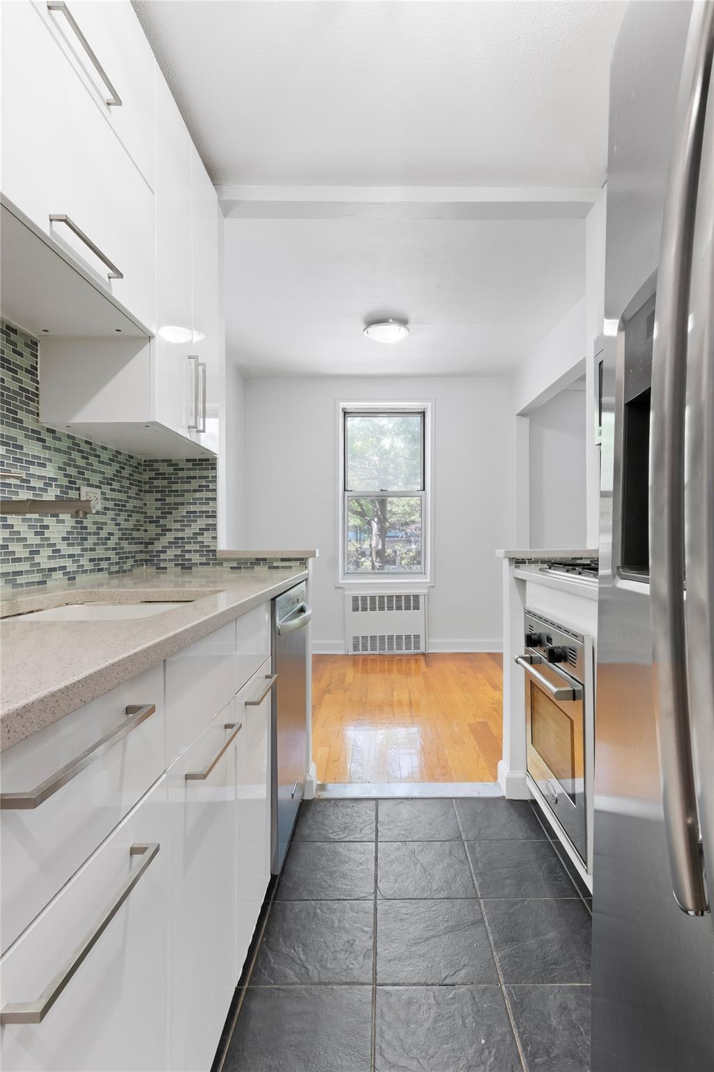 67-12 Yellowstone Blvd # C-12, Forest Hills, NY 11375