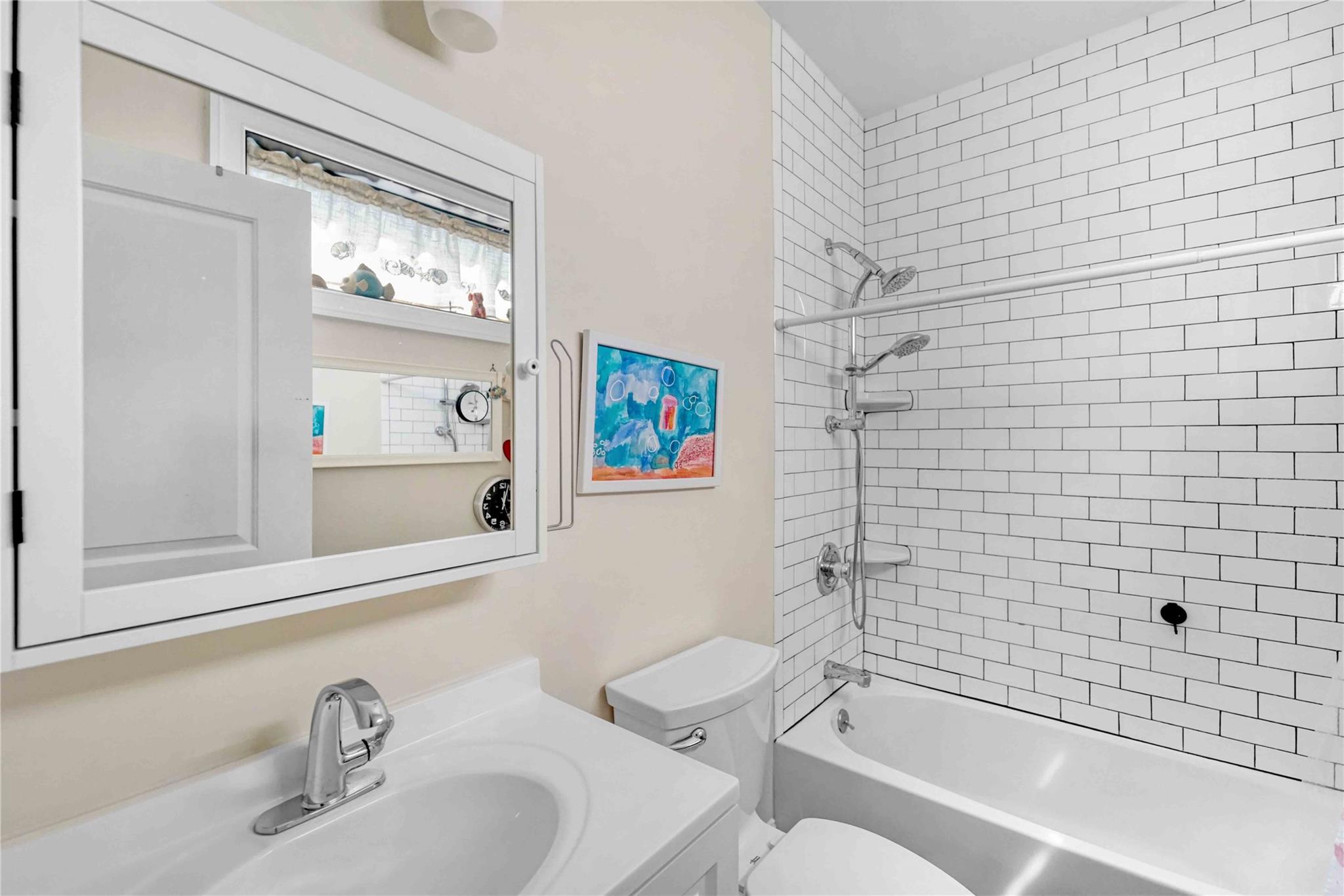 24 Laura Lee Drive, Center Moriches, NY 11934