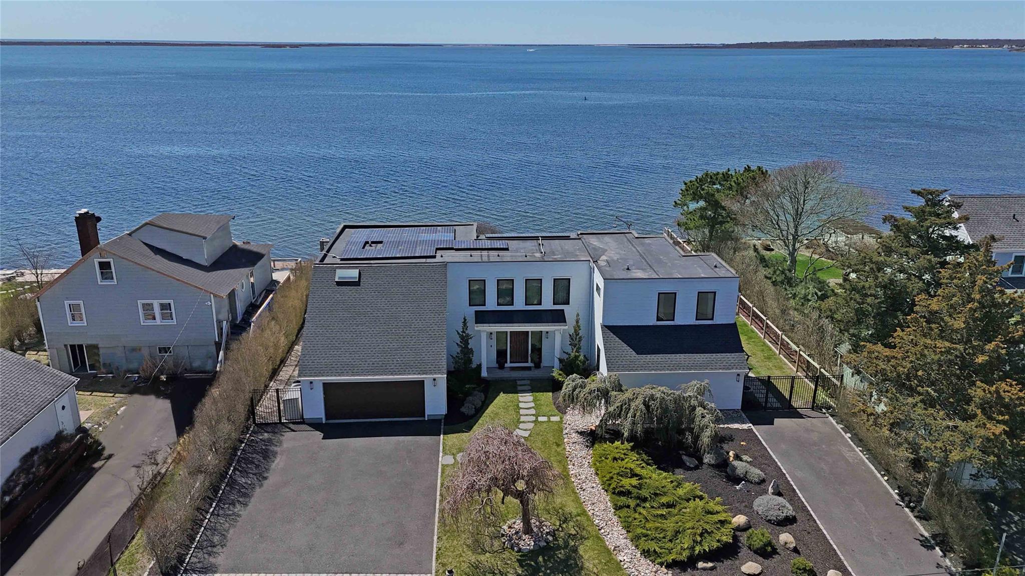 24 Laura Lee Drive, Center Moriches, NY 11934