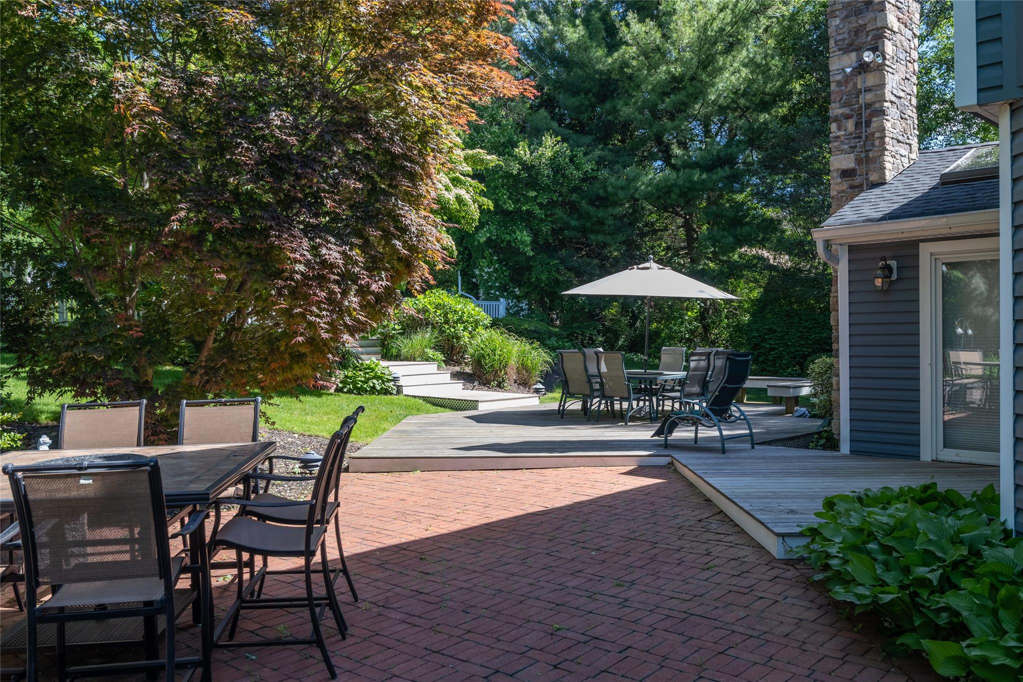 1 Anvil Court, Dix Hills, NY 11746