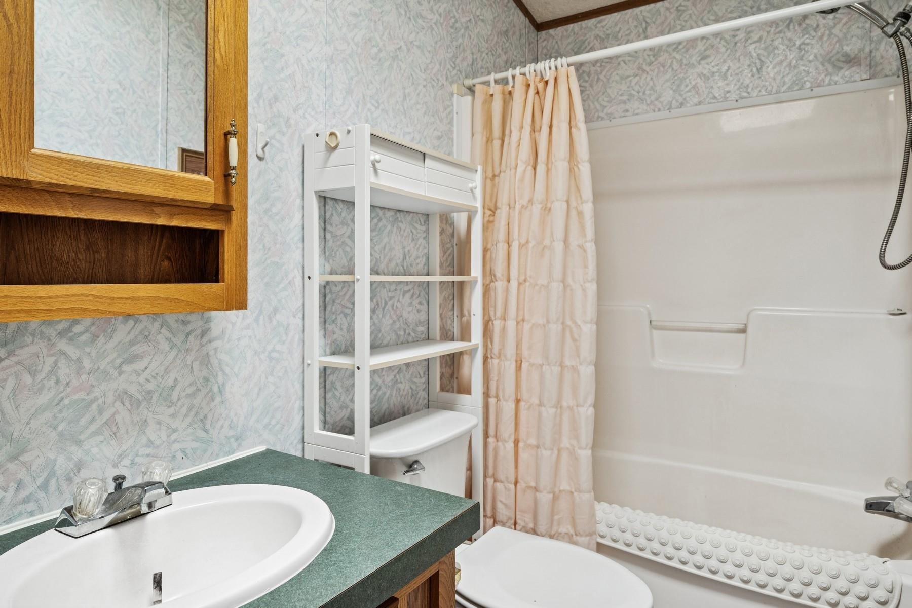 105 Oakview Highway # 148, East Hampton, NY 11937