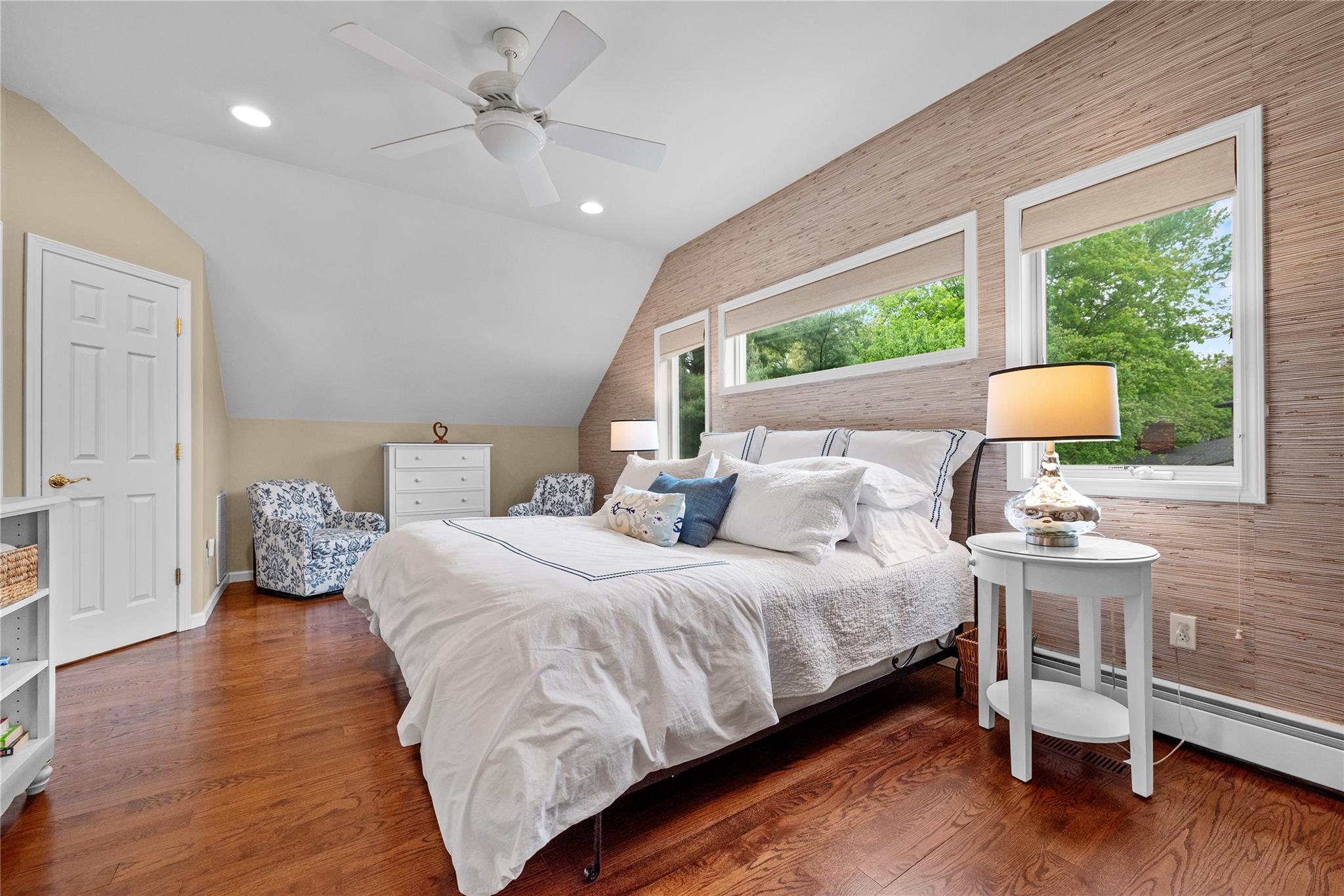 55 Midland Avenue, Central Valley, NY 10917