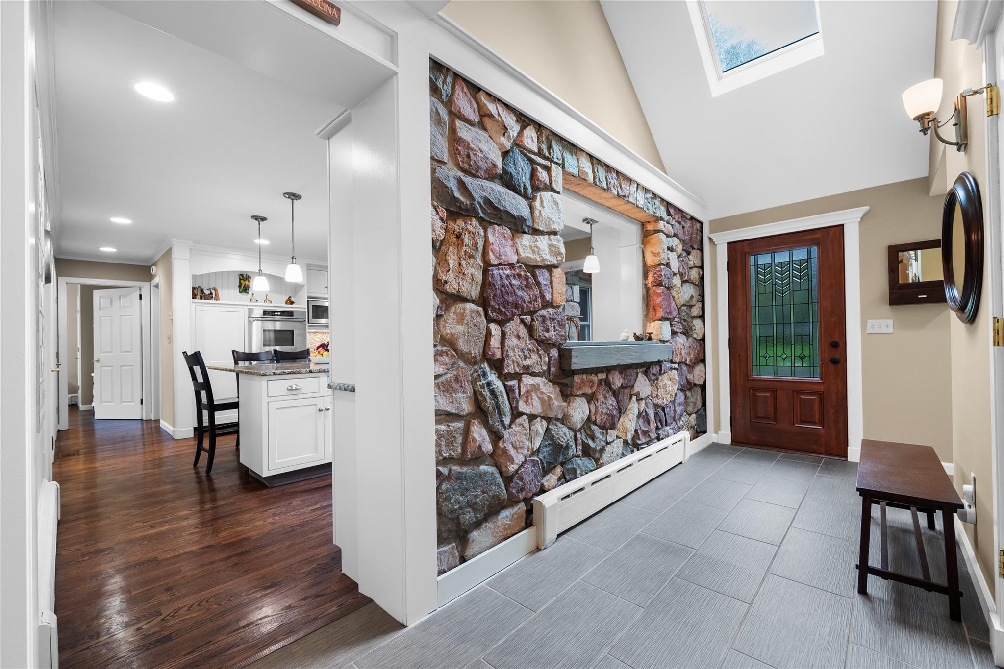 55 Midland Avenue, Central Valley, NY 10917