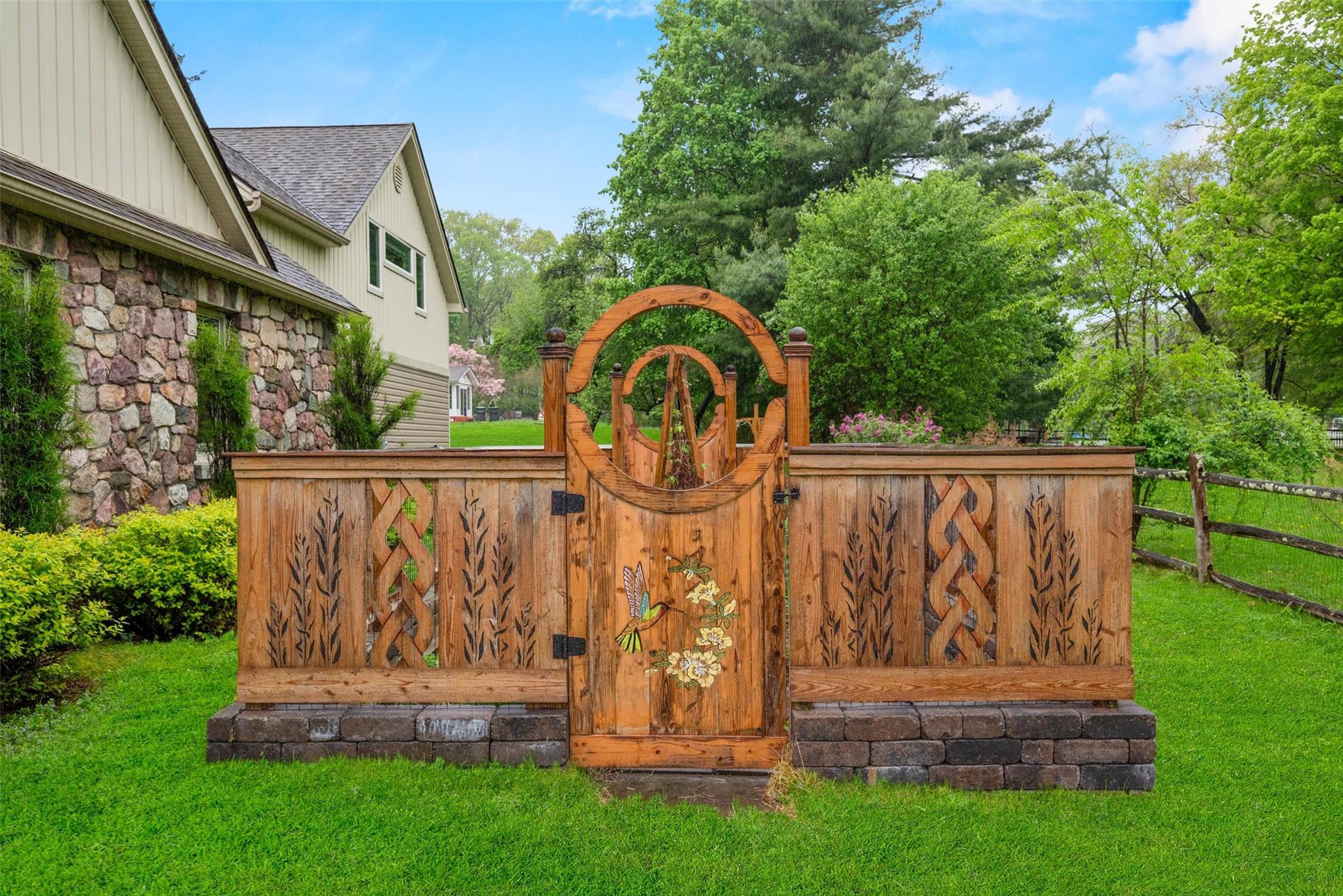 55 Midland Avenue, Central Valley, NY 10917