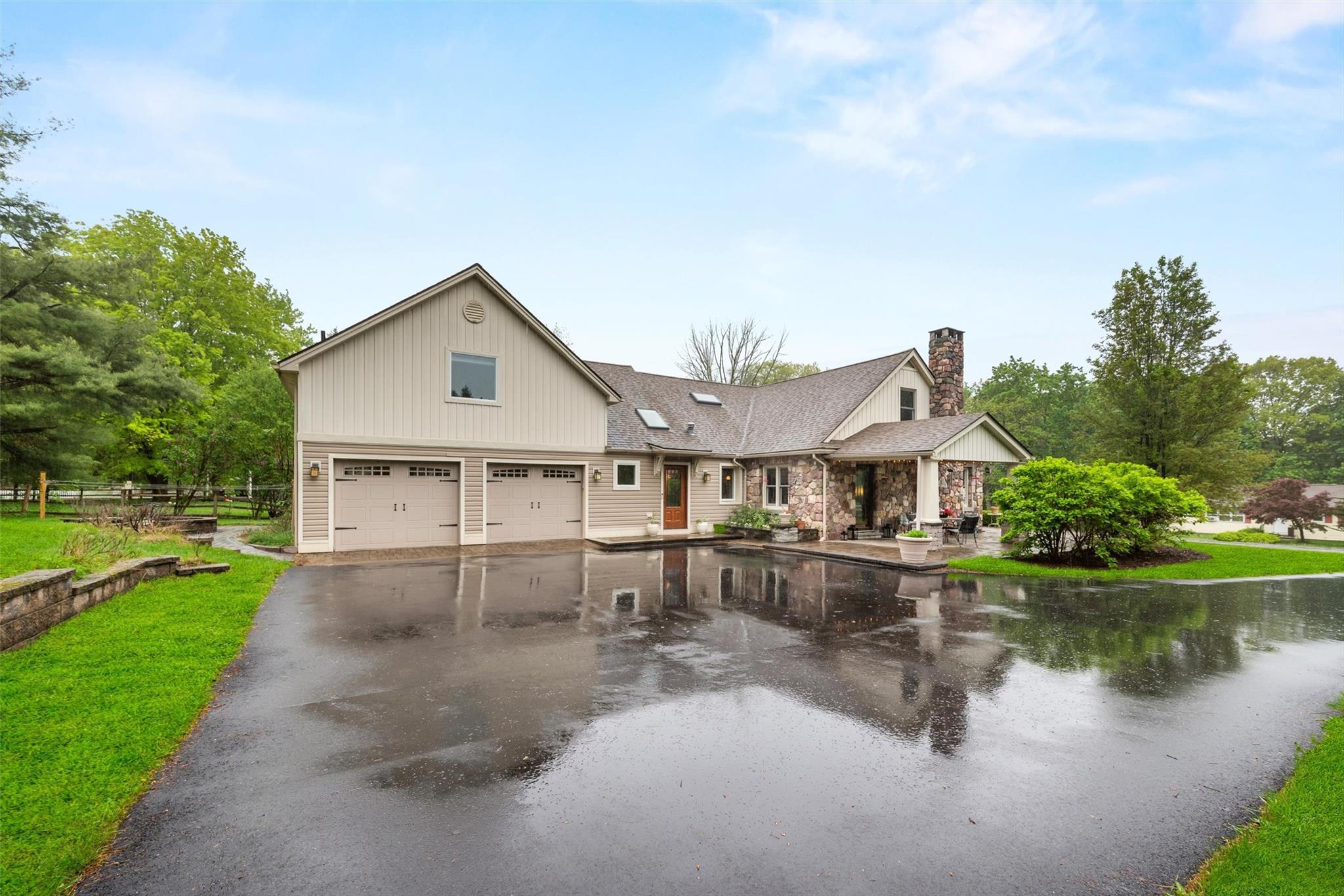 55 Midland Avenue, Central Valley, NY 10917