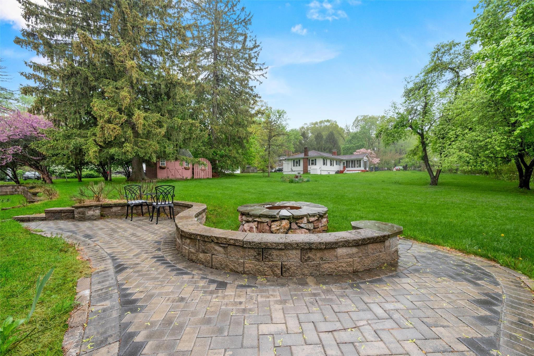 55 Midland Avenue, Central Valley, NY 10917