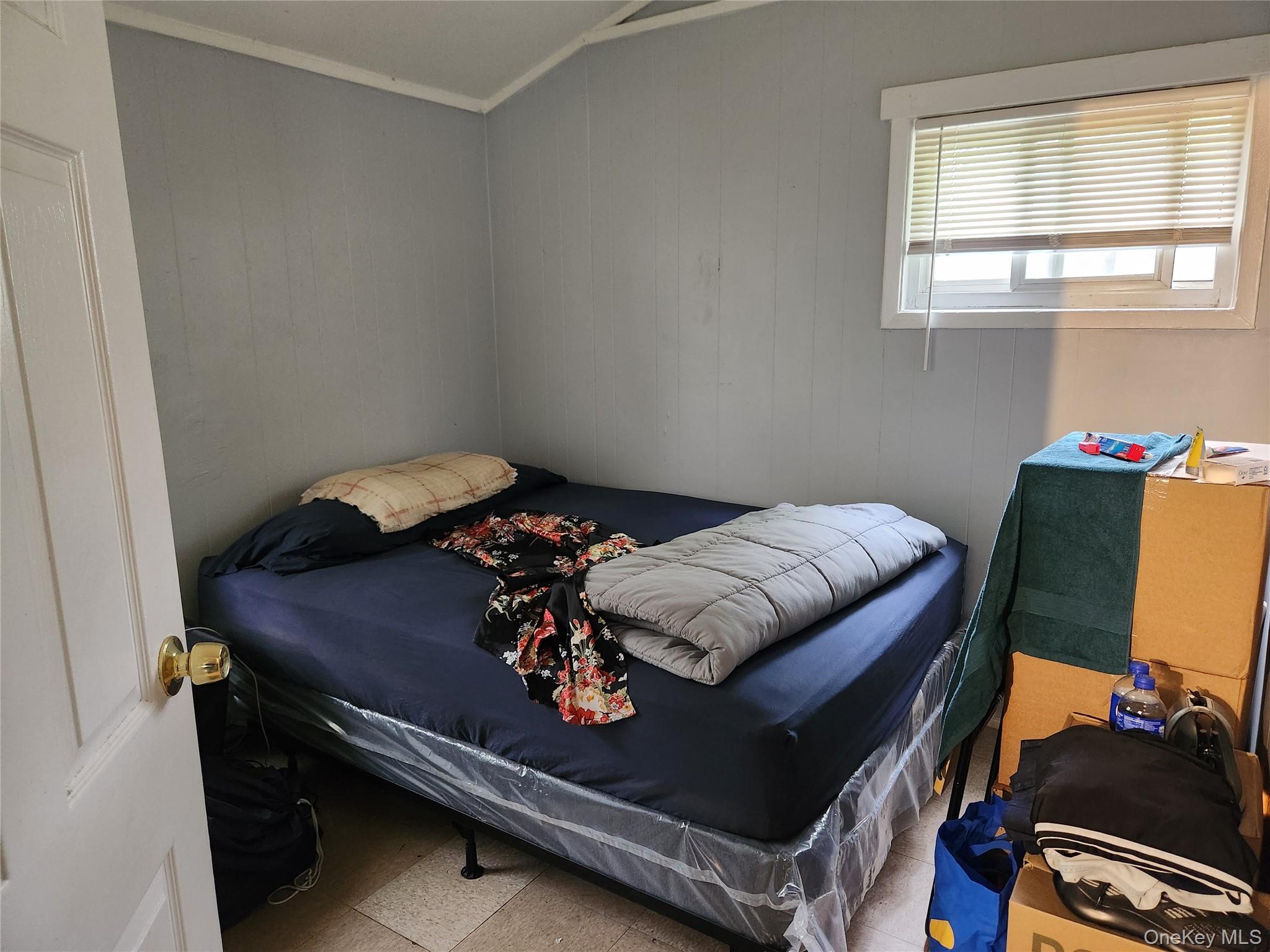 548 Taylor Avenue, East Patchogue, NY 11772