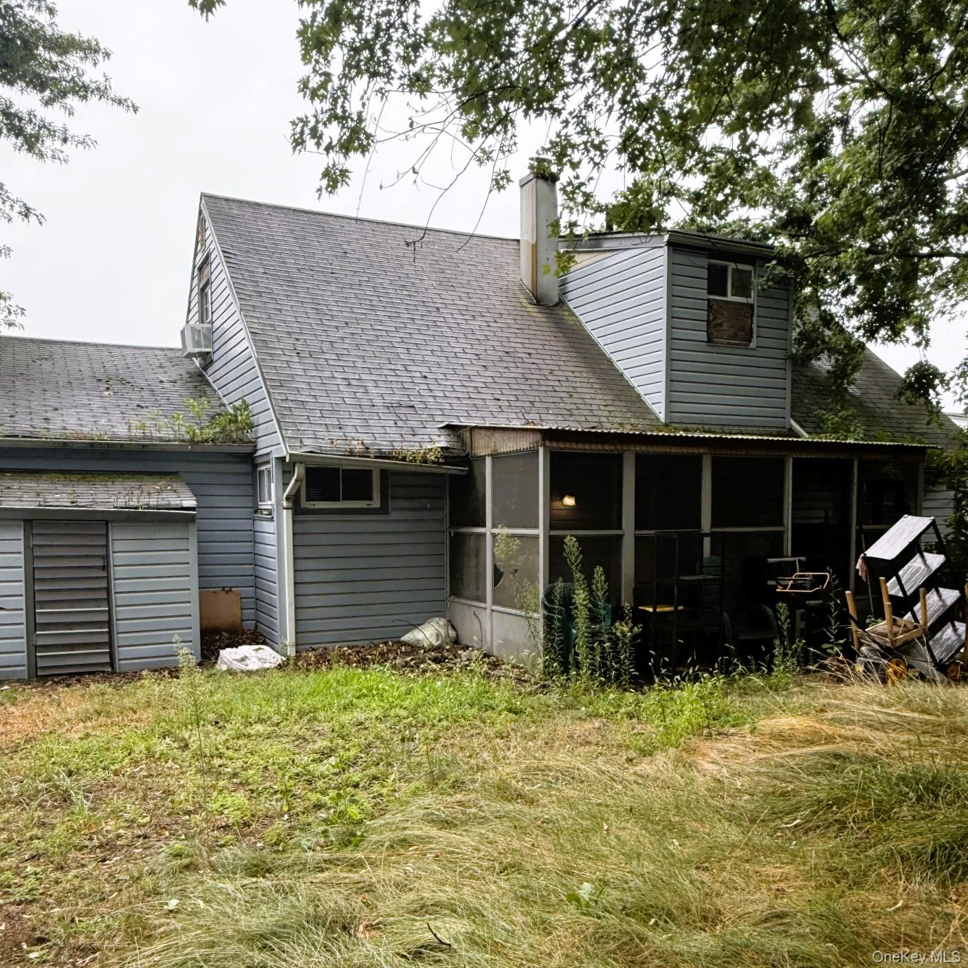 3157 Brixton Lane, Levittown, NY 11756