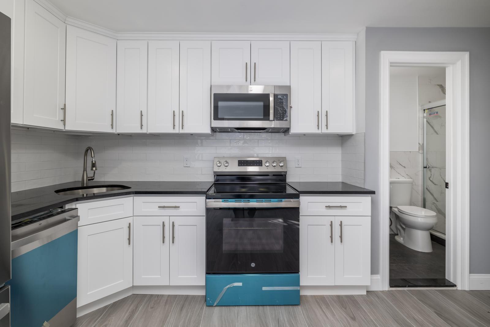 13 Curve Lane, Levittown, NY 11756