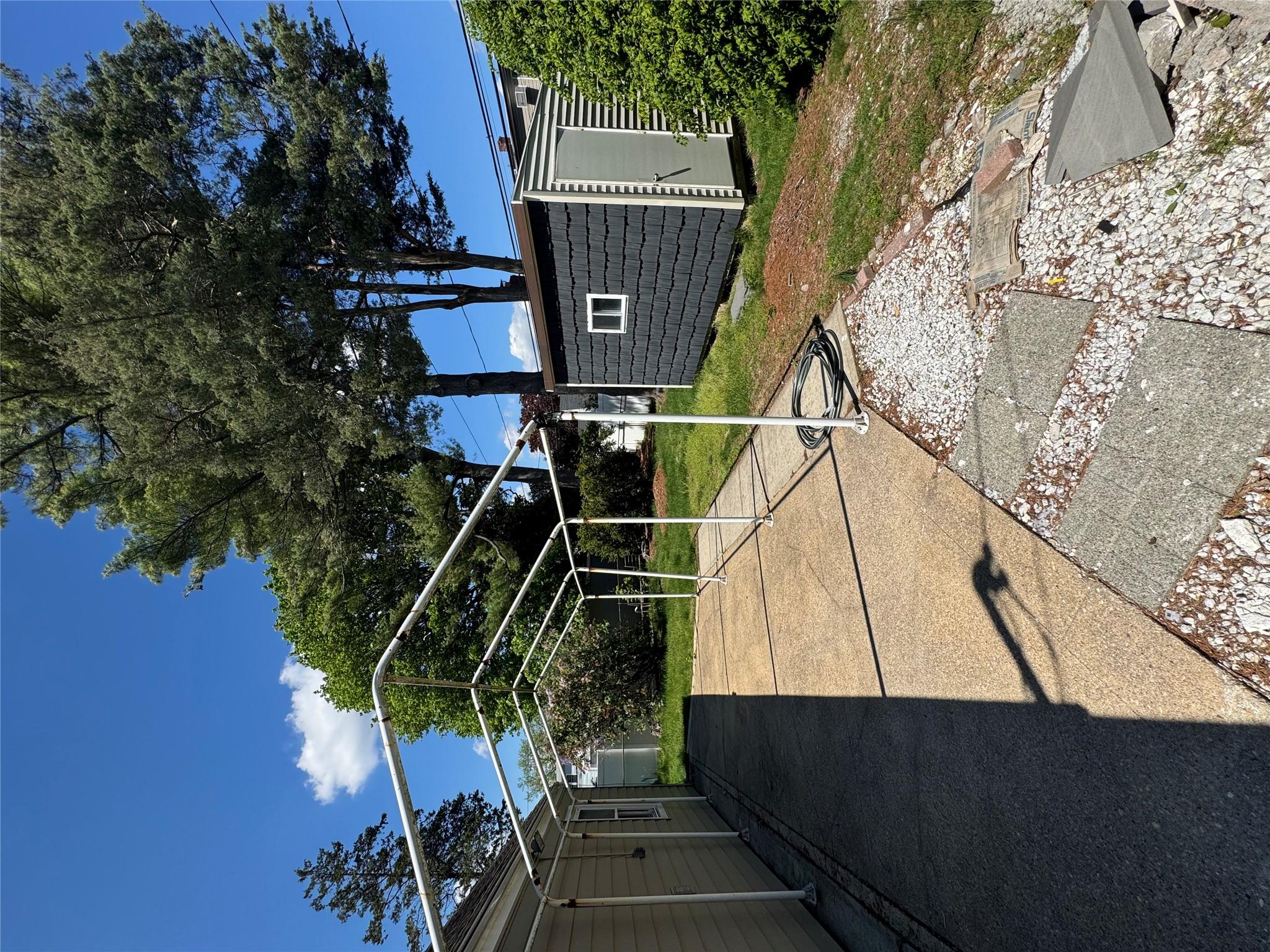 13 Curve Lane, Levittown, NY 11756