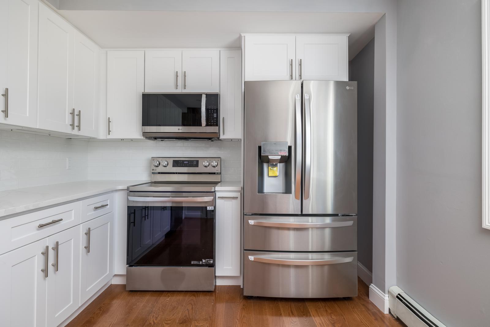 13 Curve Lane, Levittown, NY 11756