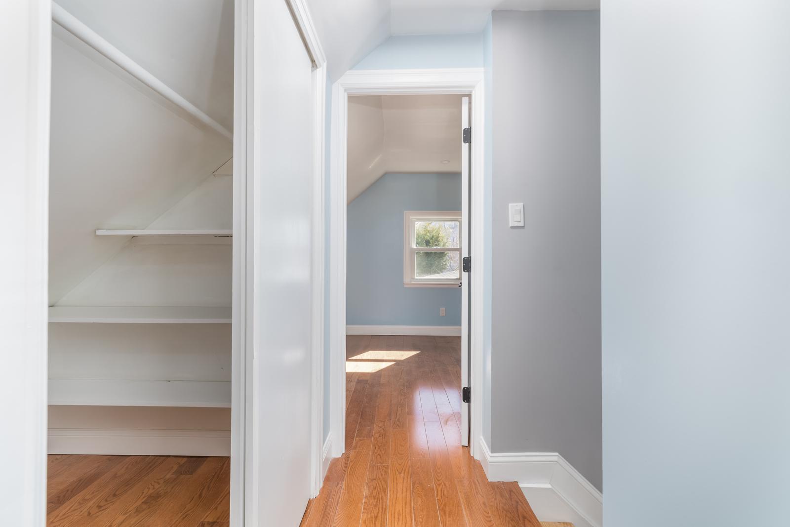 13 Curve Lane, Levittown, NY 11756