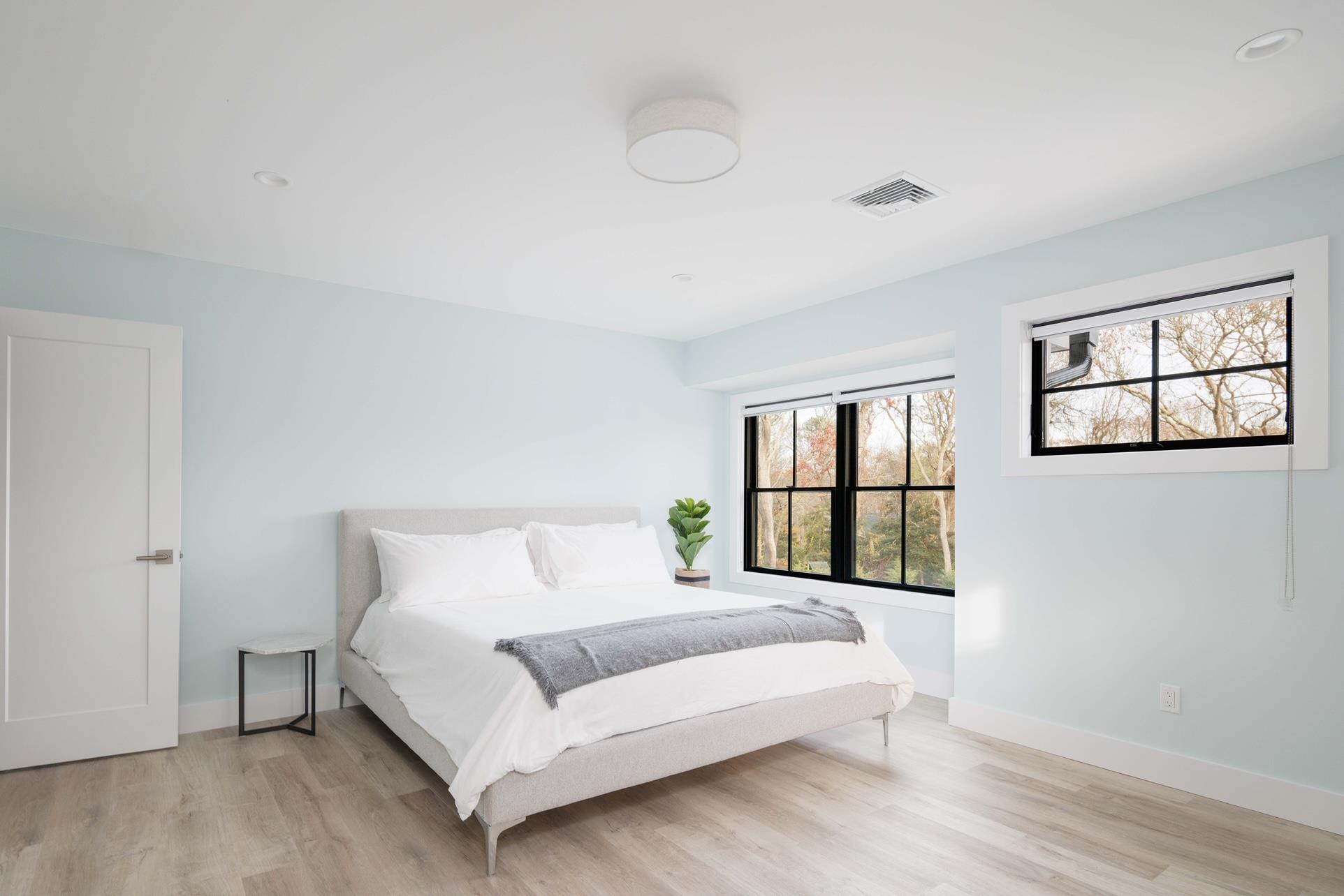 1350 Hortons Lane, Southold, NY 11971