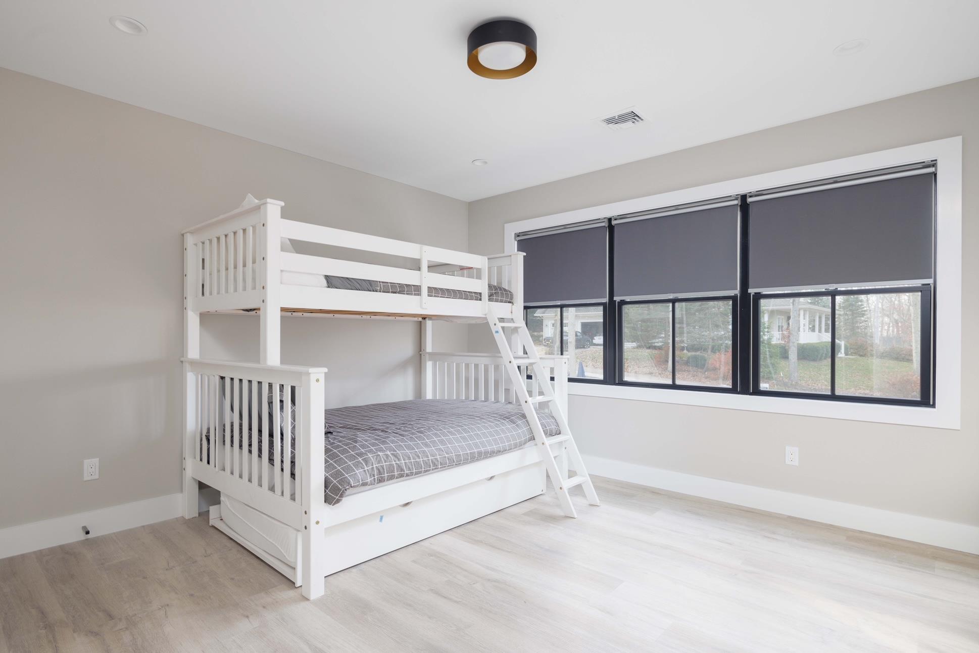 1350 Hortons Lane, Southold, NY 11971