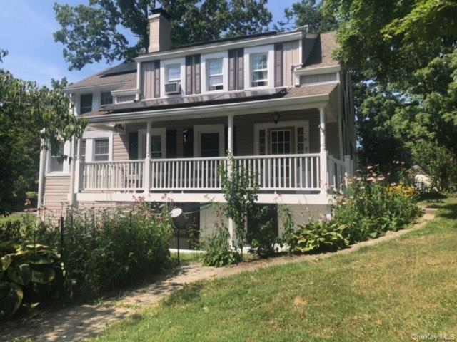 21 Overlook Road, Poughkeepsie, NY 12603