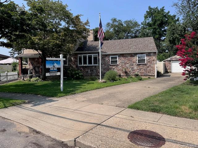 980 Siems Court, North Bellmore, NY 11710