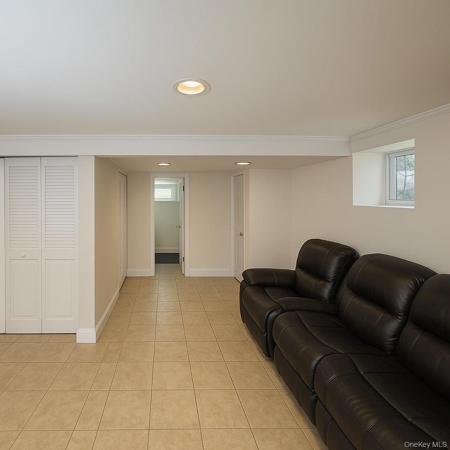 980 Siems Court, North Bellmore, NY 11710