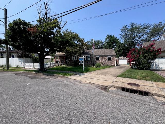 980 Siems Court, North Bellmore, NY 11710