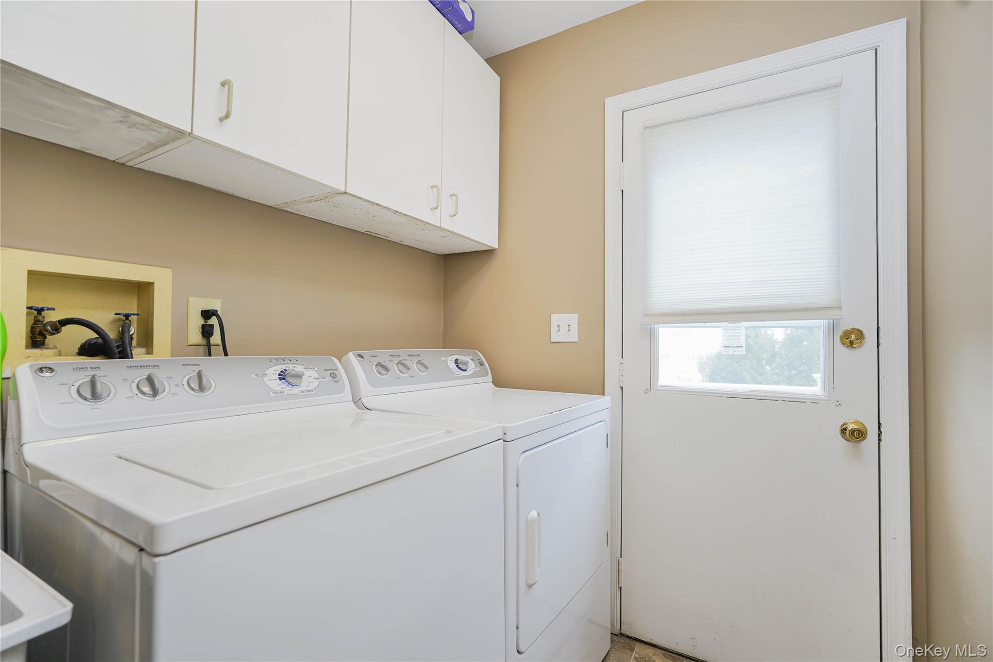 415 Spotswood Englishtown Road, Other, NJ 08831