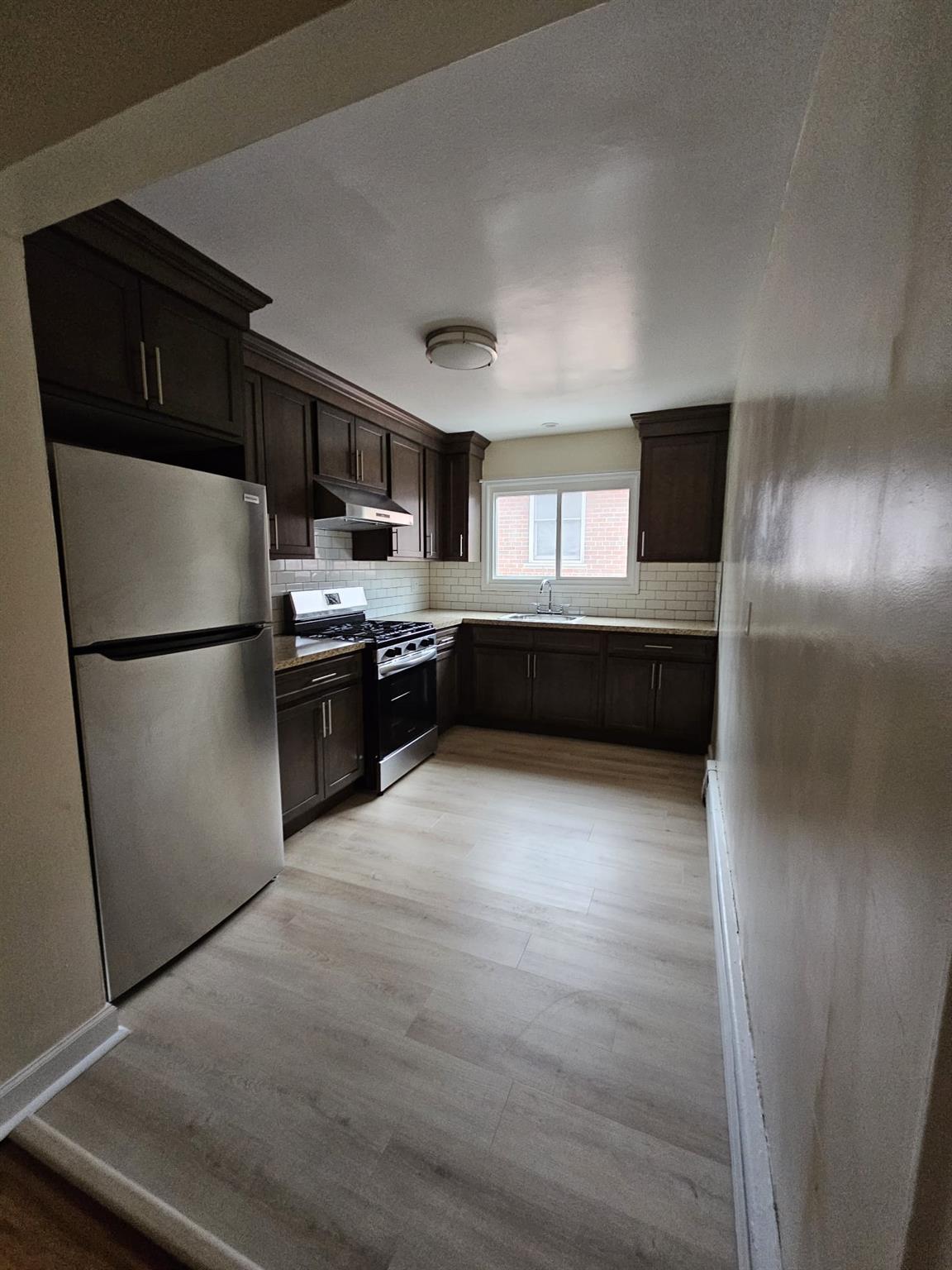 2525 Pearsall Avenue, Bronx, NY 10469