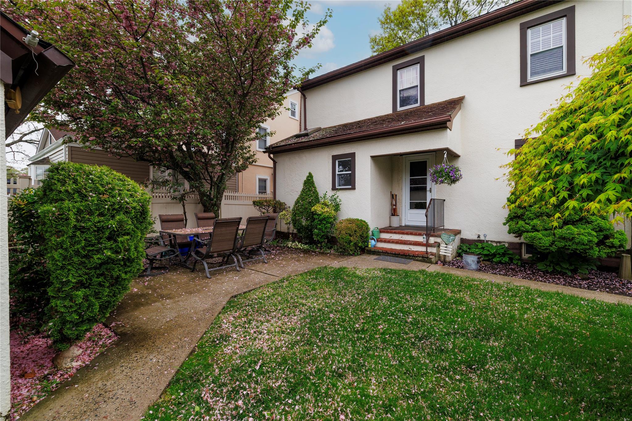 1875 Harte Street, Baldwin, NY 11510