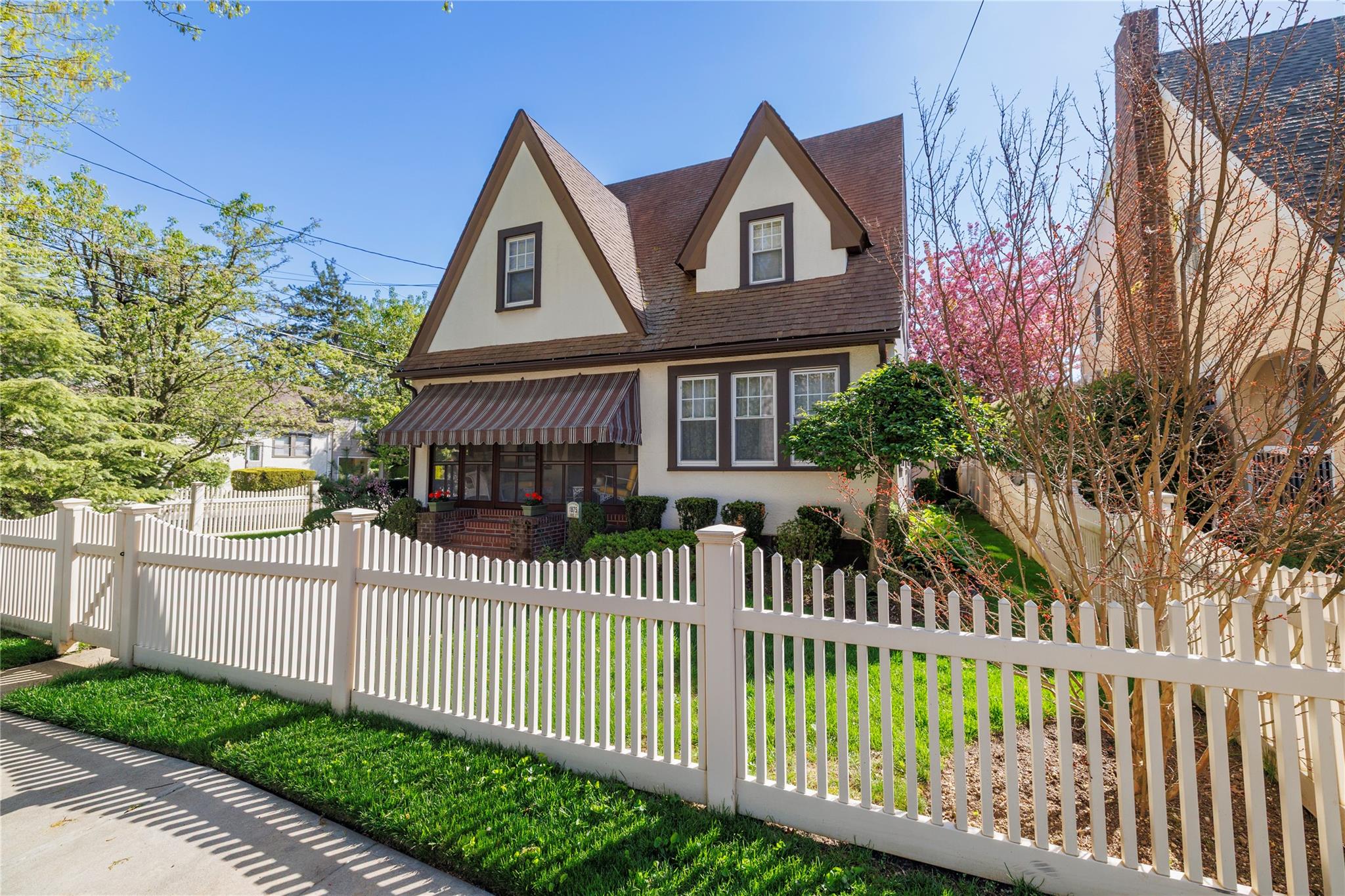 1875 Harte Street, Baldwin, NY 11510