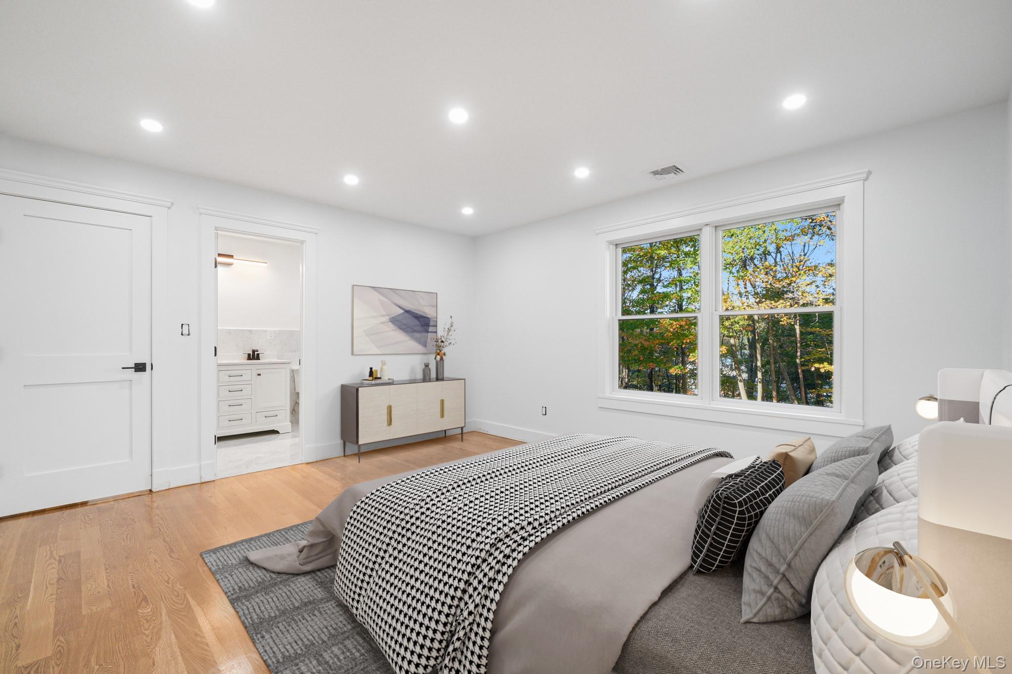 16 Bramblebrook Road, Ardsley, NY 10502