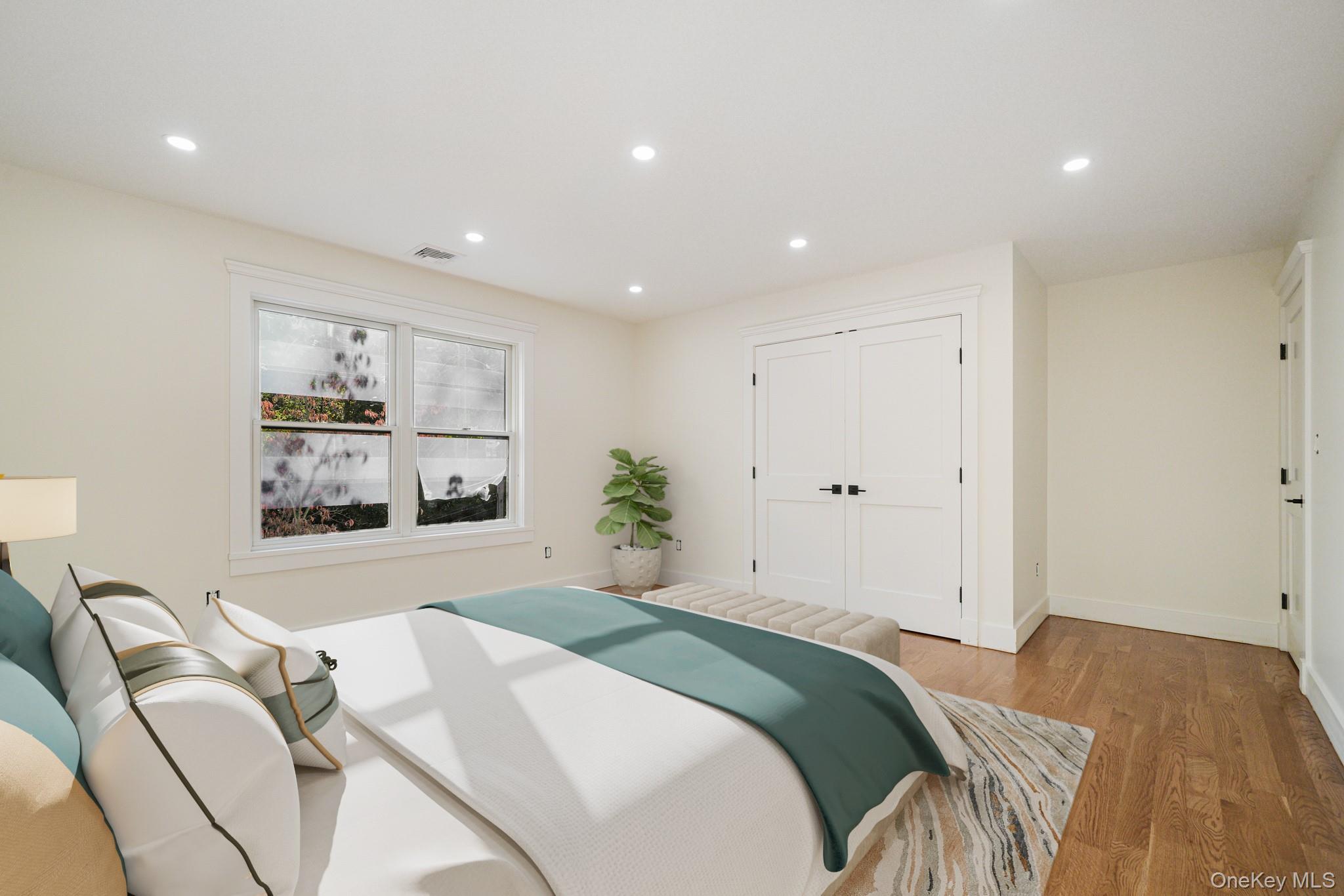 16 Bramblebrook Road, Ardsley, NY 10502