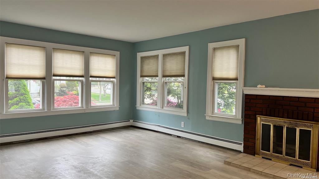 425 Marcellus Road, Mineola, NY 11501