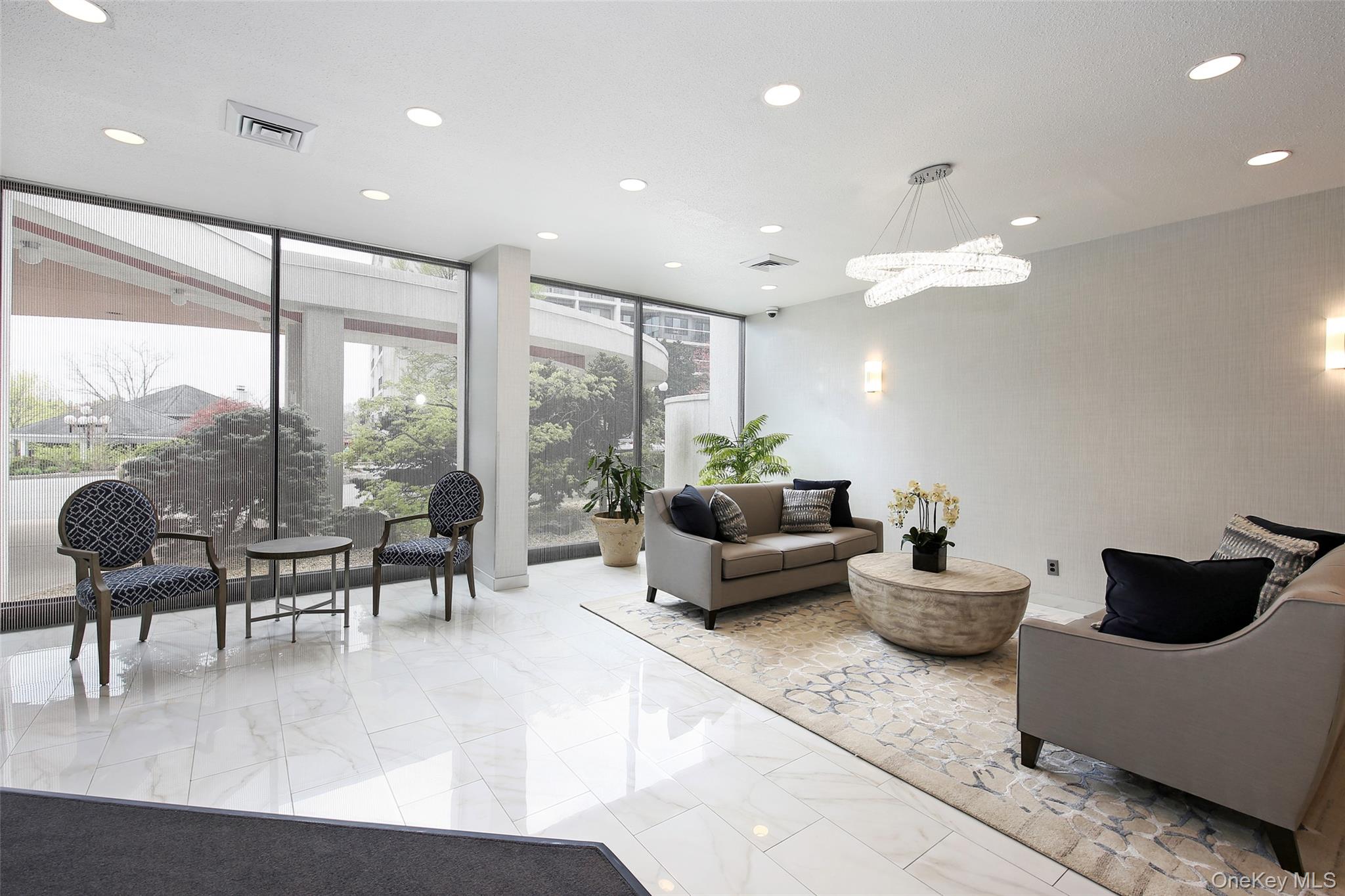 300 High Point Drive # 313, Hartsdale, NY 10530