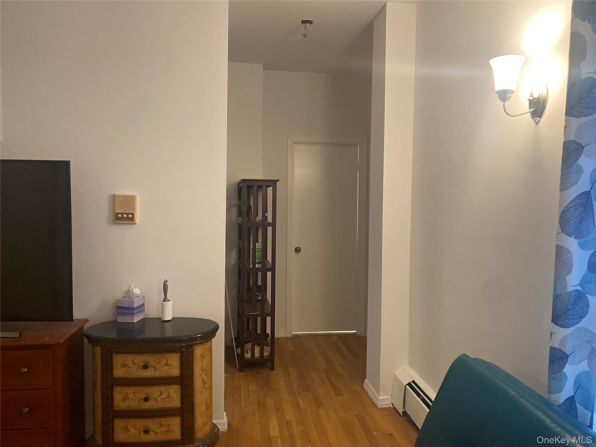 8410 101st Street # 3U, Richmond Hill, NY 11418