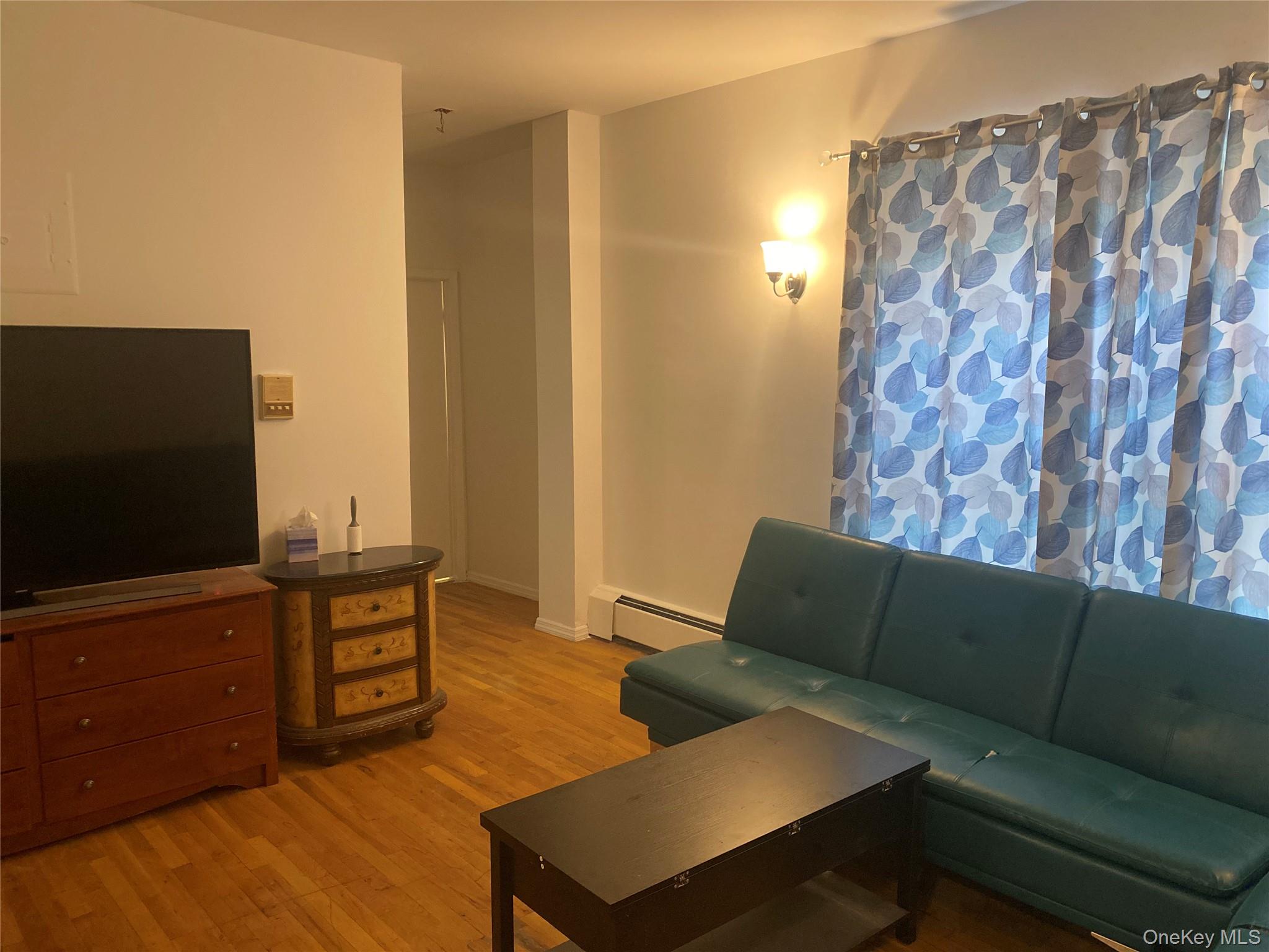 8410 101st Street # 3U, Richmond Hill, NY 11418