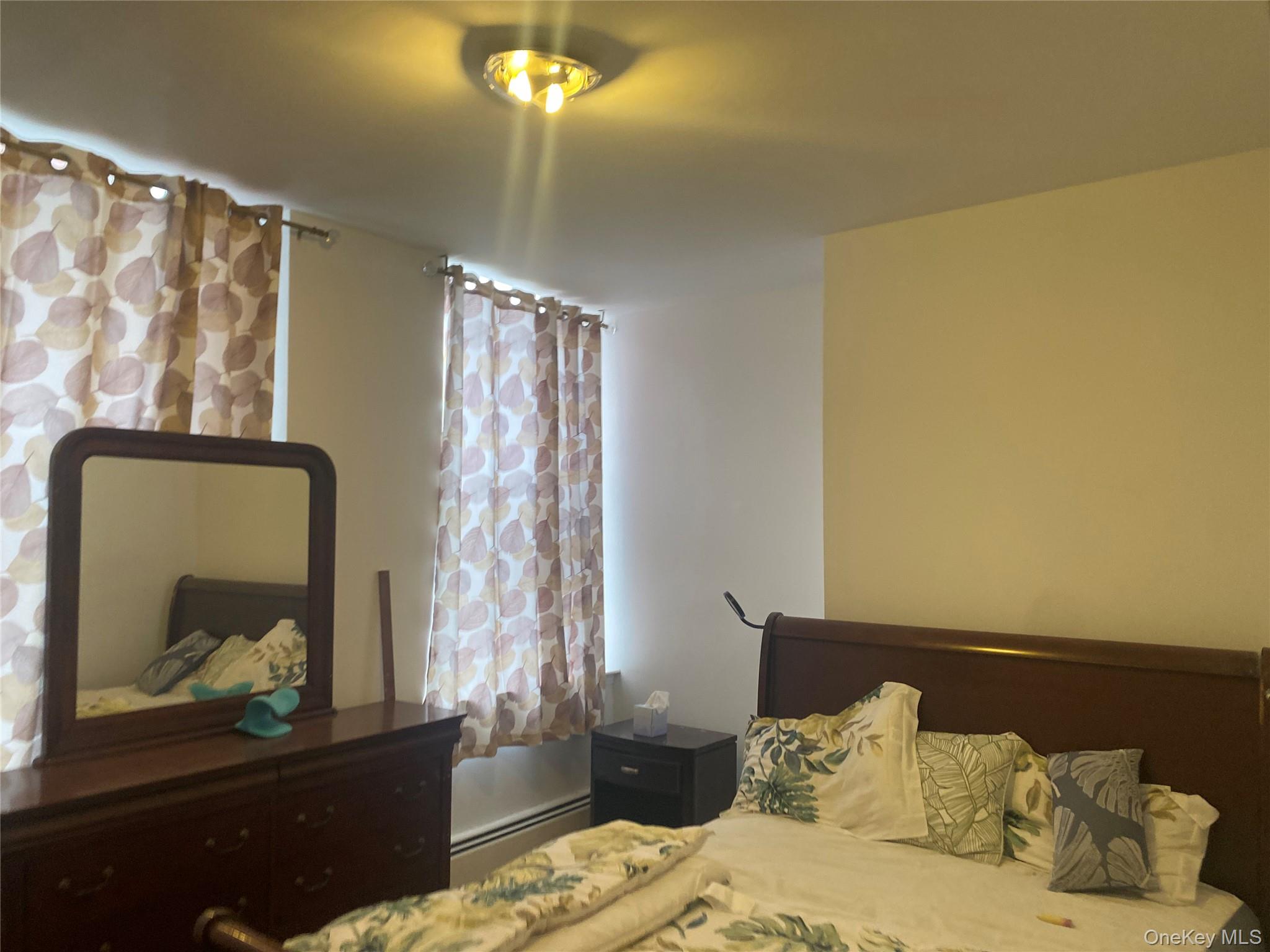 8410 101st Street # 3U, Richmond Hill, NY 11418