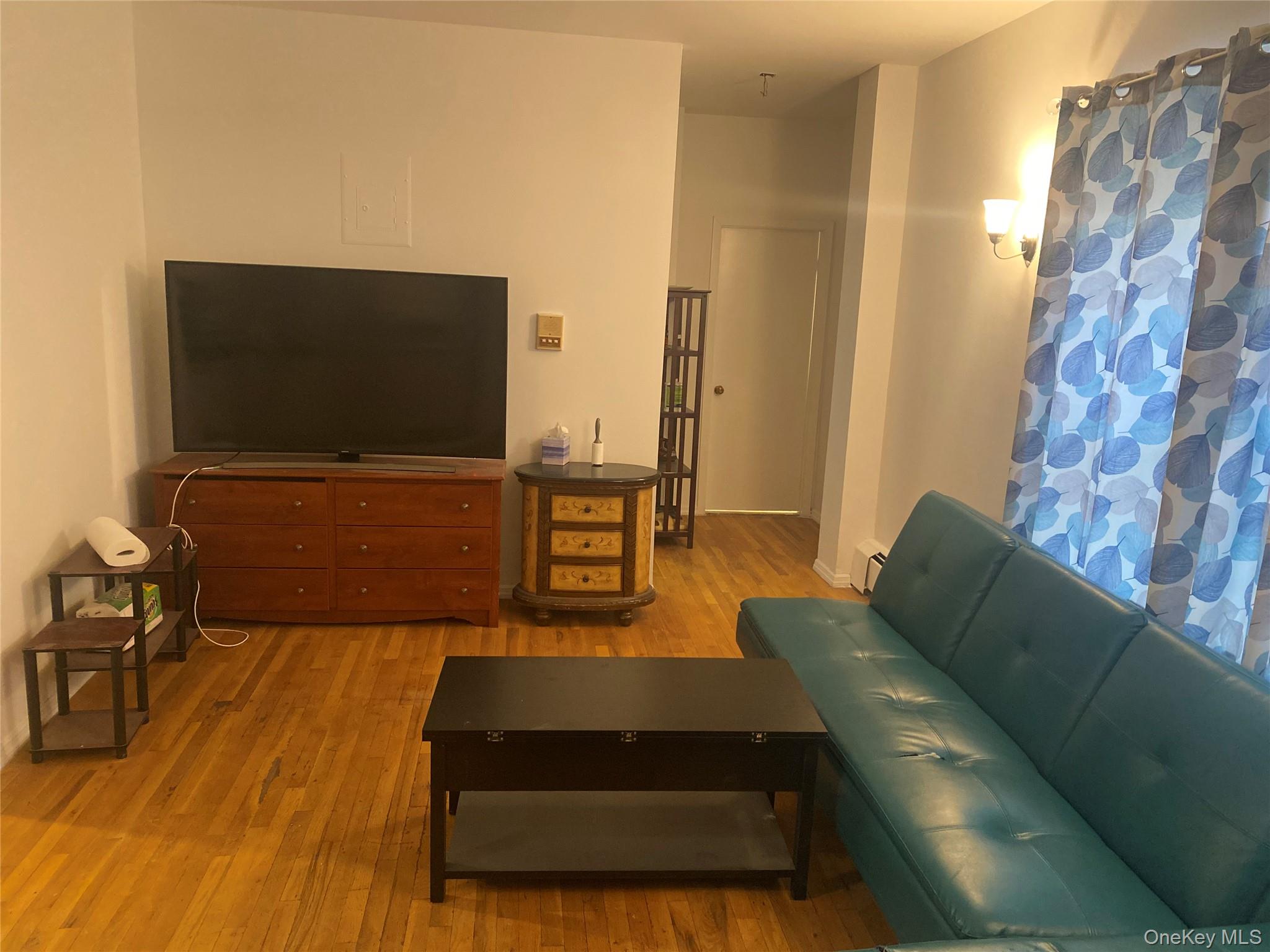 8410 101st Street # 3U, Richmond Hill, NY 11418