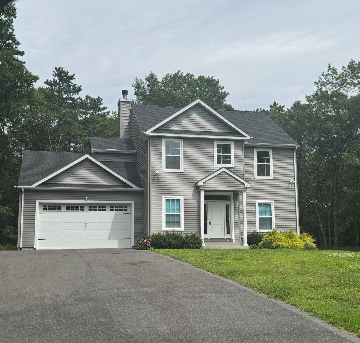 73 Freeman Lane, Manorville, NY 11949