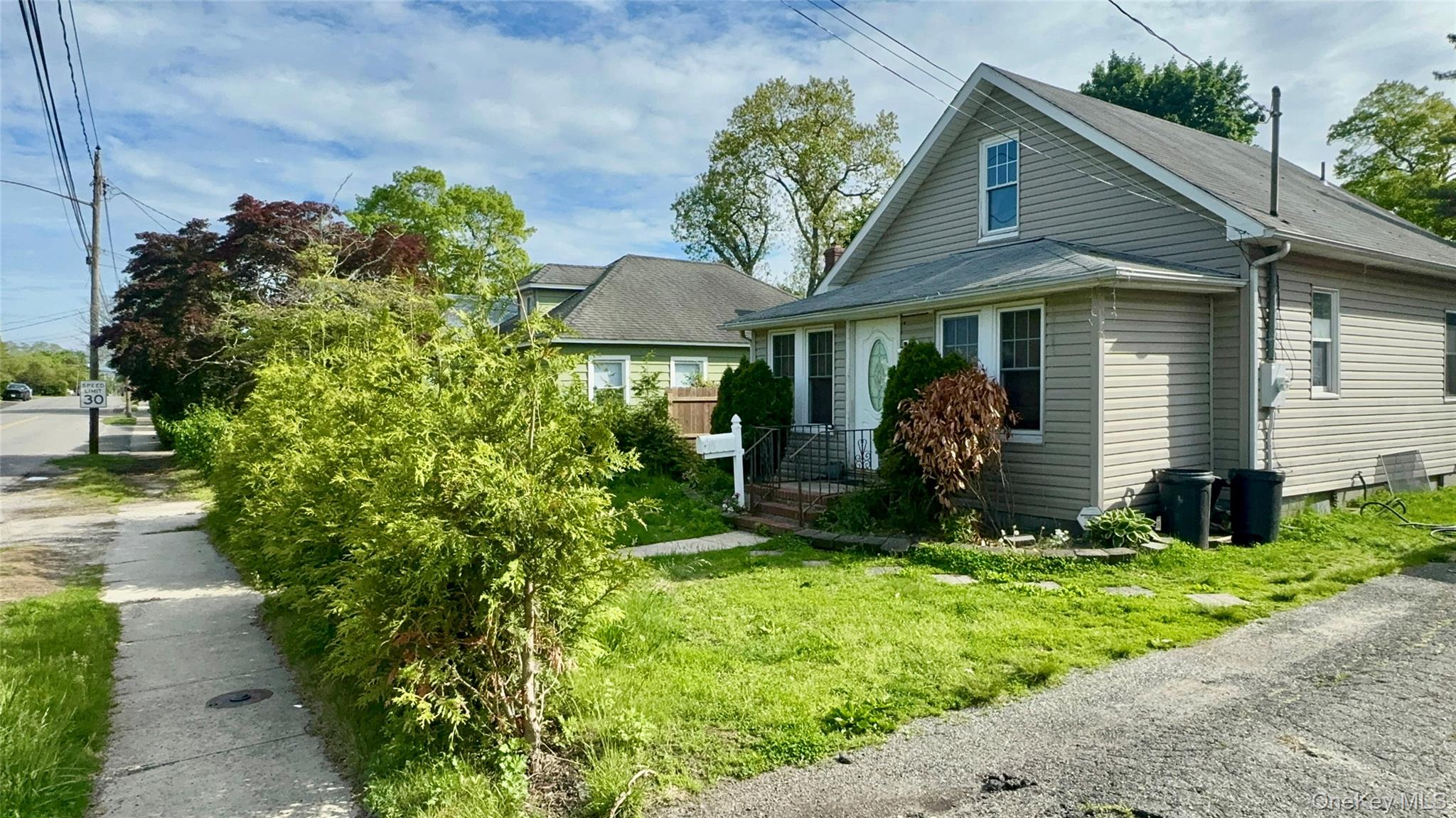 519 Sweezy Avenue, Riverhead, NY 11901