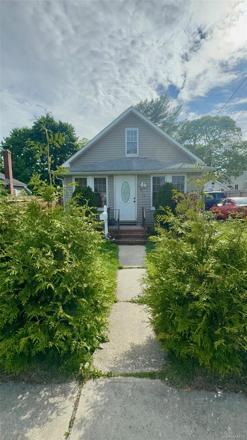519 Sweezy Avenue, Riverhead, NY 11901