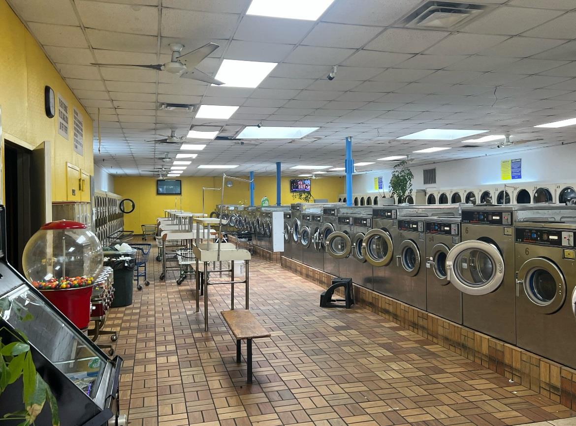 18-14/16 Putnam Ave, Ridgewood, NY 11385