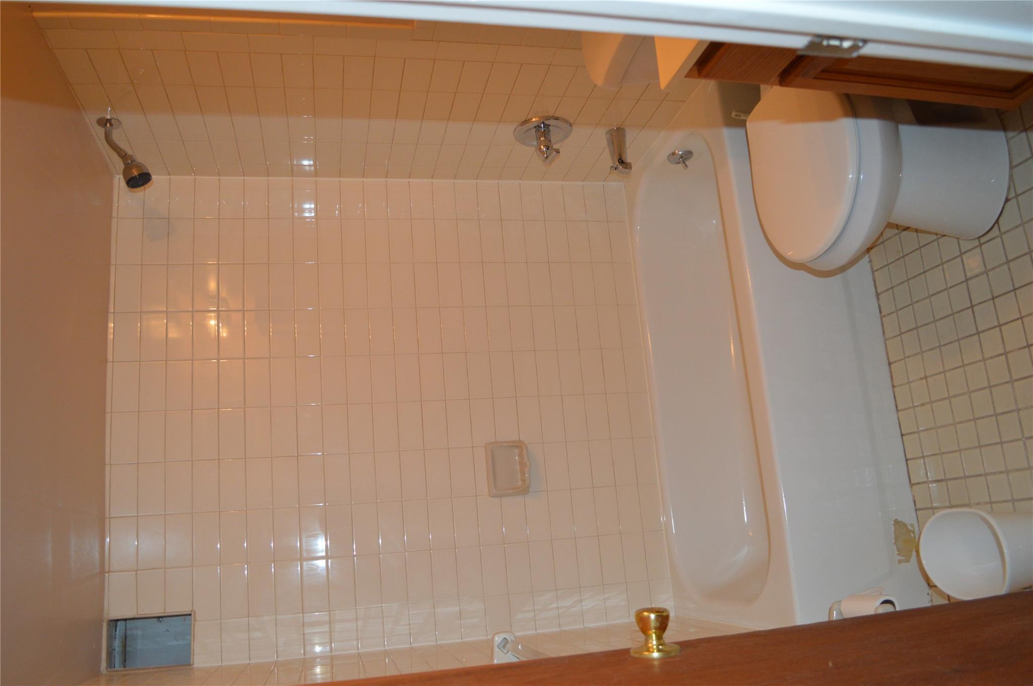 1916 23rd Road, Astoria, NY 11105