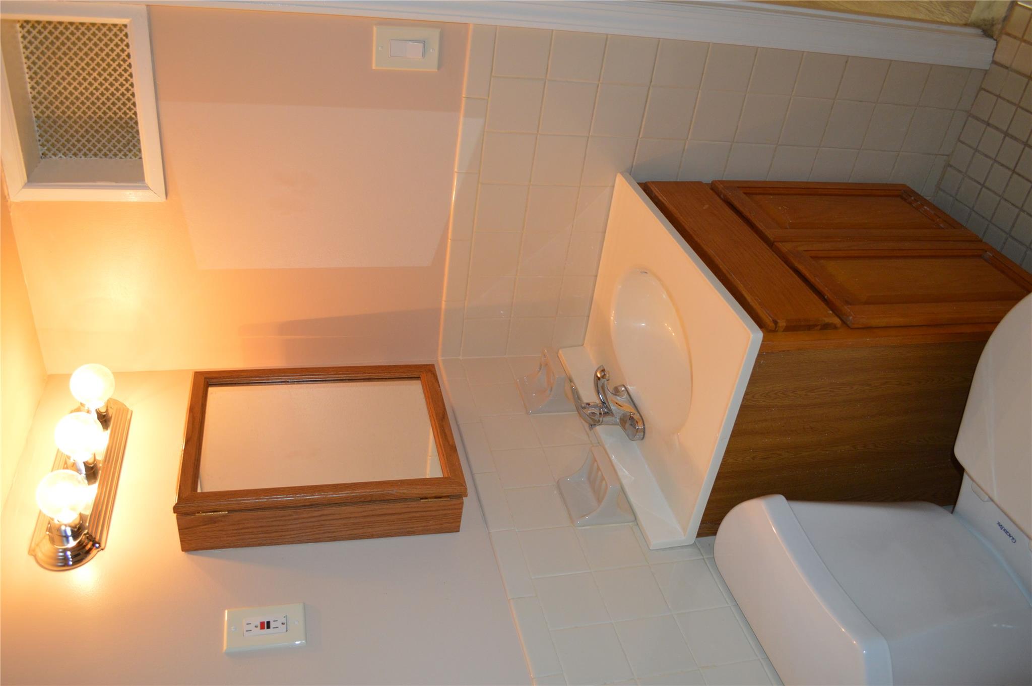 1916 23rd Road, Astoria, NY 11105