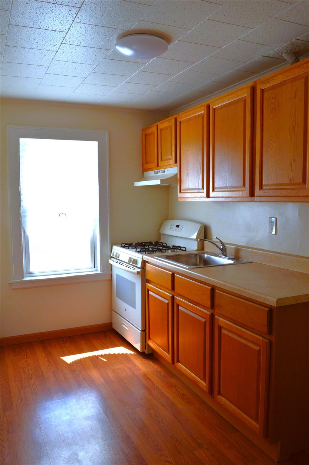 1916 23rd Road, Astoria, NY 11105